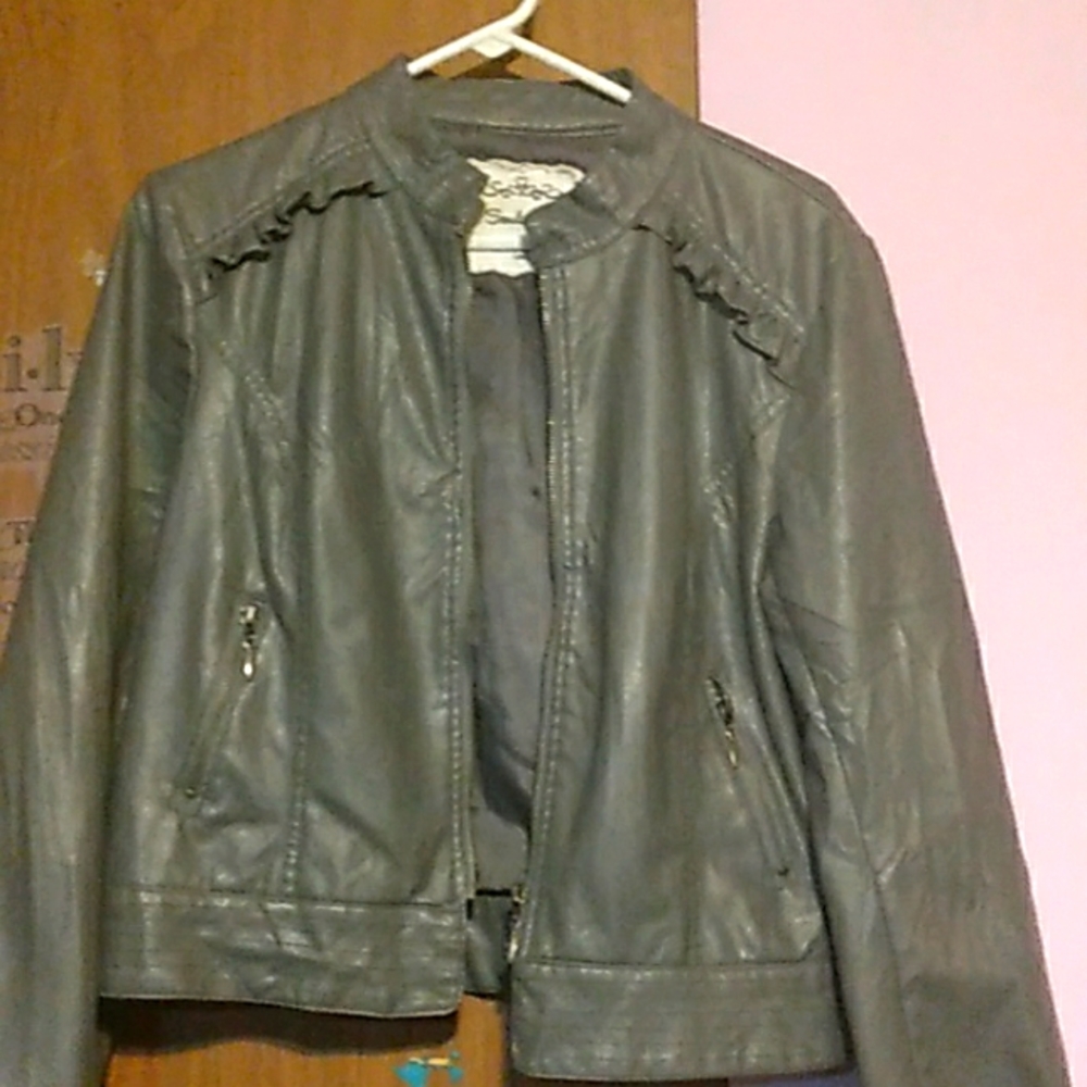 Grey bomber jacket; Soulmates